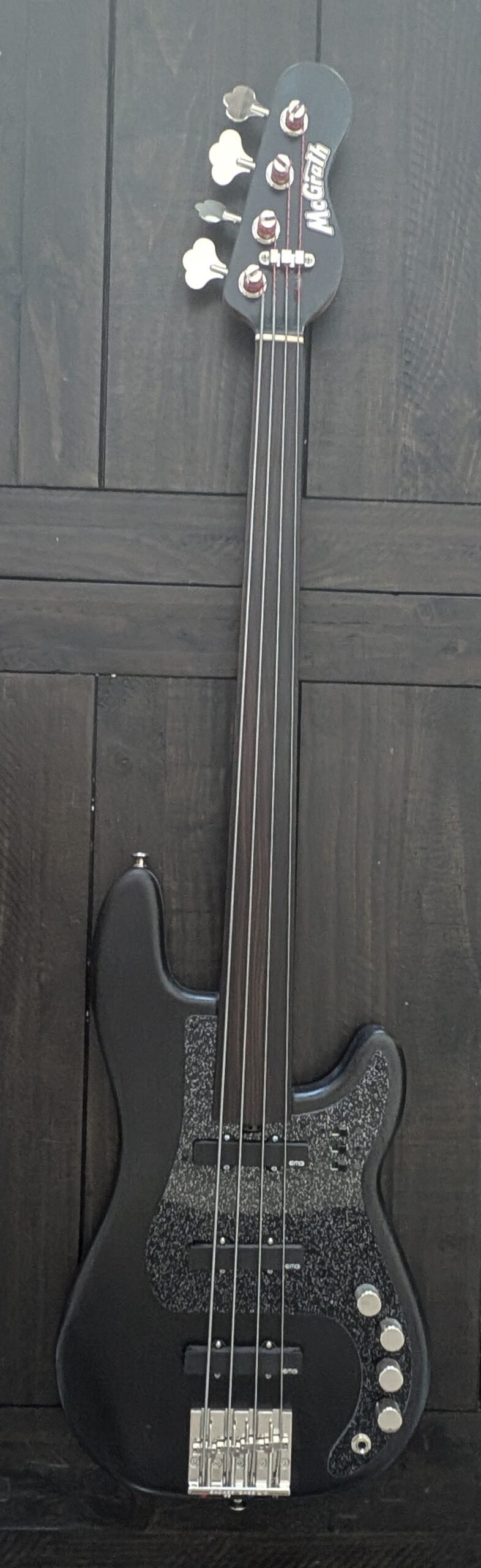 McGrath Thunderhorse IV Fretless